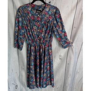 Whirlaway Frocks | Vintage Purple-Blue Floral Dress with Pearl Buttons